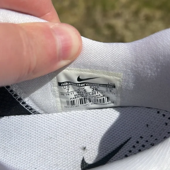 Women’s Nike golf shoes size 7 - Picture 10 of 10